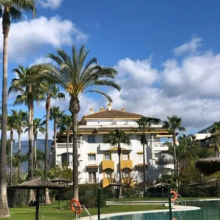La Dama De Noche - Puerto Banus Apartment